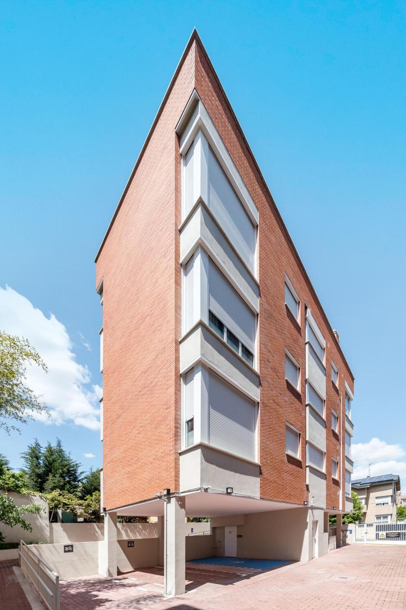 Apartahotel Arturo Soria By Charming *